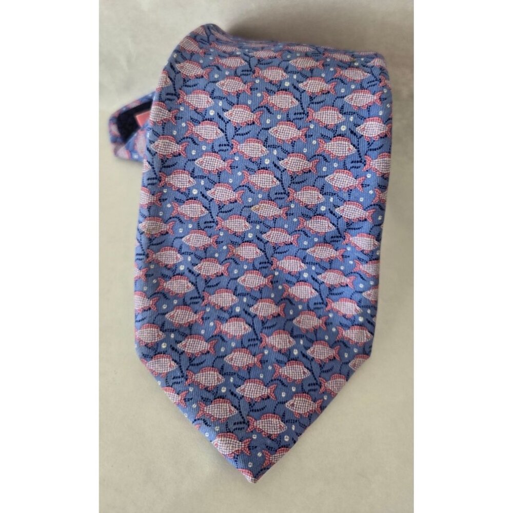 Vineyard Vines 100% Silk Martha's Vineyard Print Silk Tie Foulard Fish Preppy